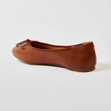 Classic Ballerina Flats in Camel Brown