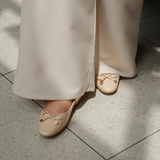 Classic Ballerina Flats in Glossy Beige