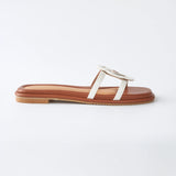 Fresh Flats in Hana White & Brown