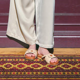 Fonder Flats in Hana in Beige