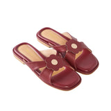 Harie Flats in Hana Maroon