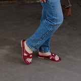Harie Flats in Hana Maroon
