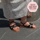 Harmony Flats in Hana Black