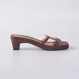 Lady Hana in Espresso Heels